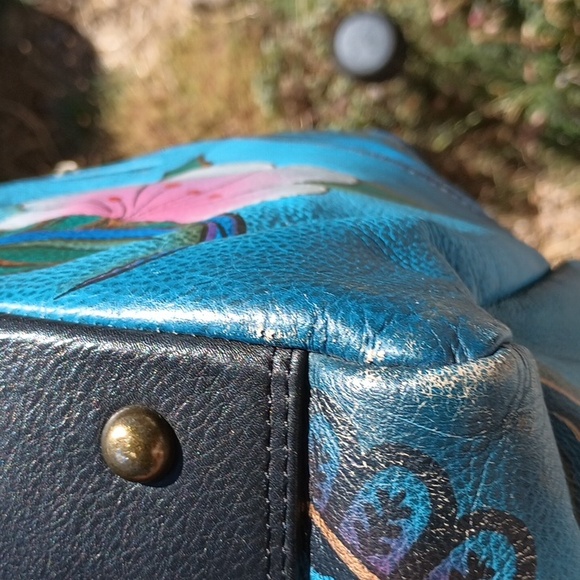 Anuschka leather handbag - Picture 6 of 10